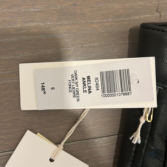 Aritzia (Wilfred) Vegan Leather Pants - Picture 7 of 7